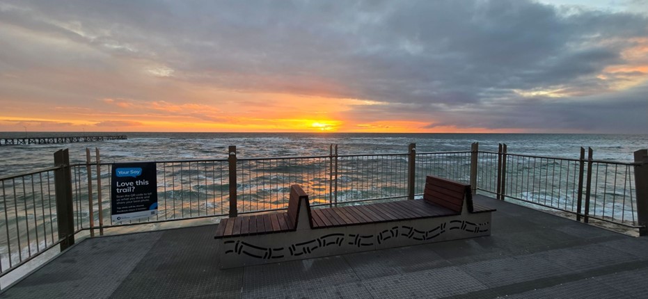 Image of sunset and seat