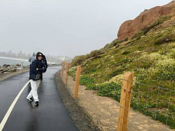 Image of people on trail 