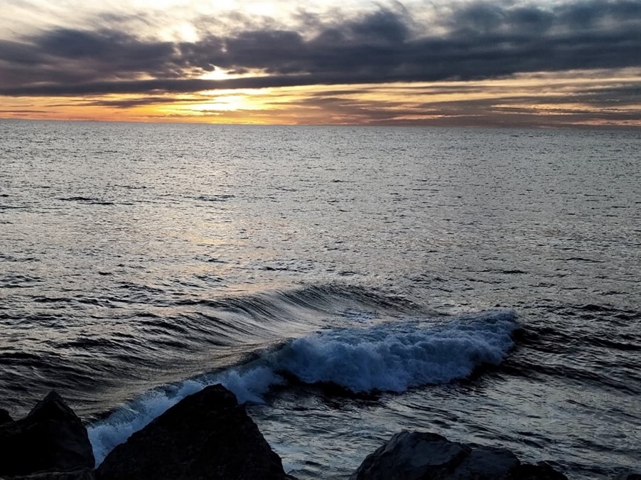 Image of sunset and sea